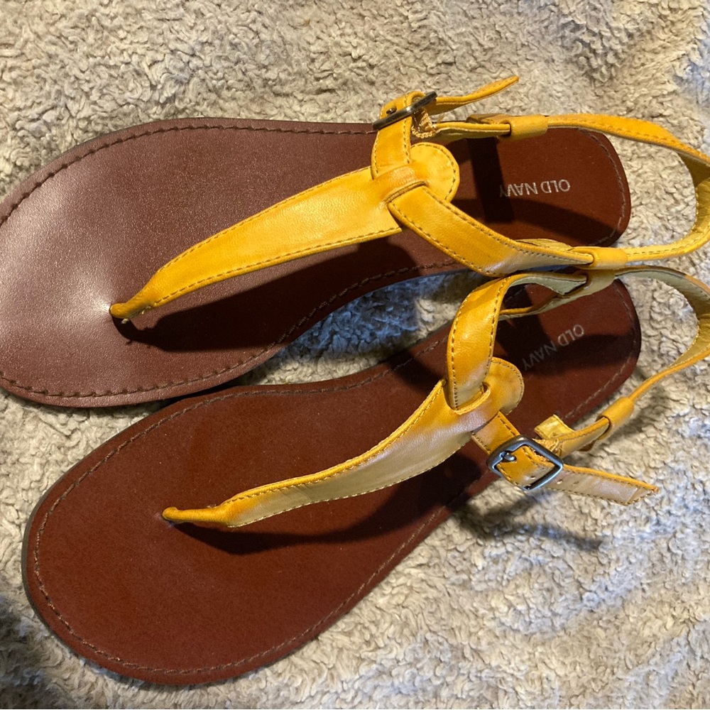 Old Navy Thong Sandals